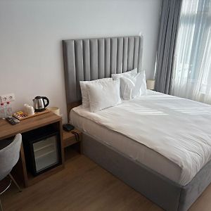 Chambre Standarde Lit Queen-Size